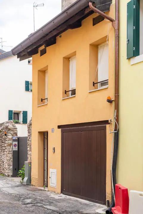 Terratetto In Centro + Parcheggio Apartment
